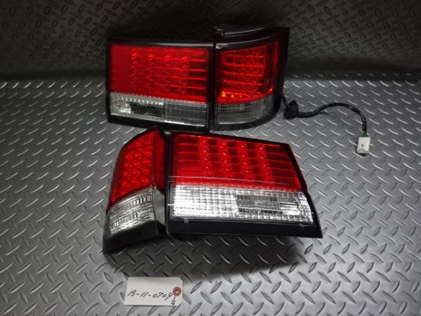ダイハツ ウェイク LA700S 純正 テール ランプ 右 DAIHATSU ダイハツ