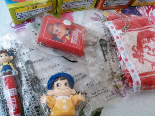 不二家　ペコちゃん　色々グッズ　ミニノート　マスコットなど_3