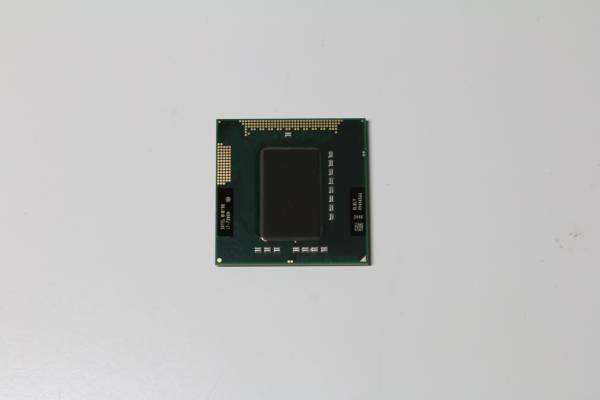 Intel Core i7 720QM 1.6GHz PGA988 動作確認済