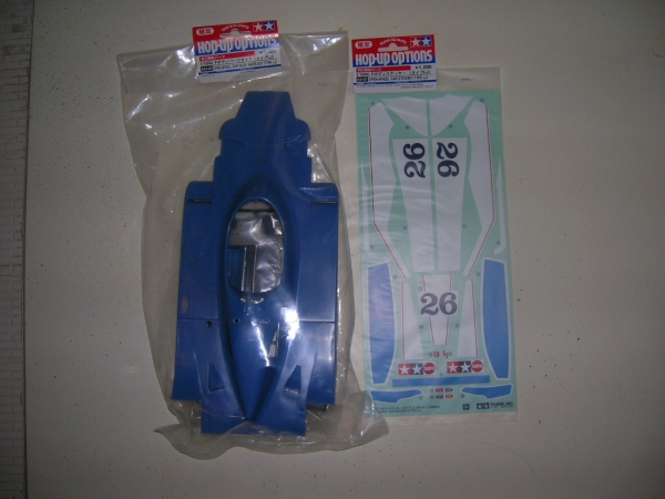 タミヤ　Ｆ－１ボディ　　タイプＬＪシール付き　Ｆ１０３　新品