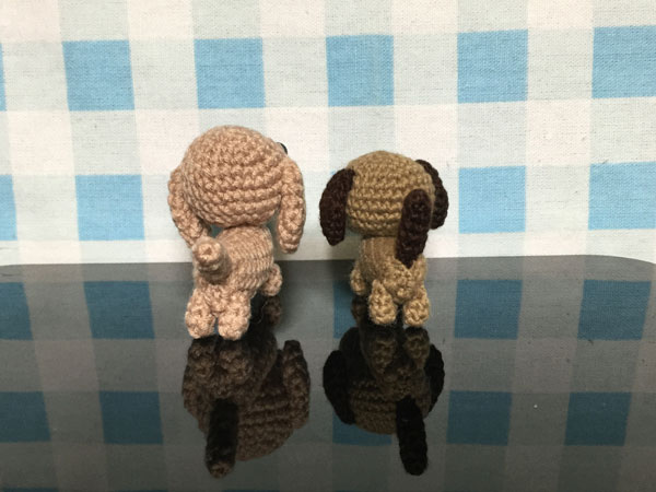 編みぐるみ　あみぐるみ　ダックスフントペアその２　編み犬　_3