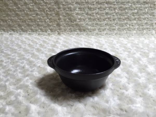 ☆ staub ストウブ ボウル　11.5cm　ブラック 鋳鉄 希少 美品 ☆_1