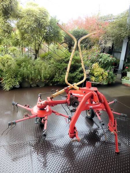 タカキタ 集草機 ジャイロテッダー RT2600