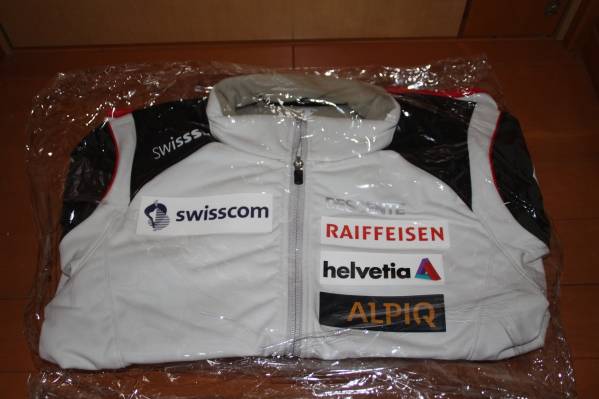 デサント スキージャケット ミドラー ミドルジャケット Ｌ寸