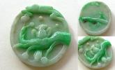 天然本翡翠ヒスイ 細密浮彫り花鳥の図掛け提物 装飾品 ☾天然本翡翠