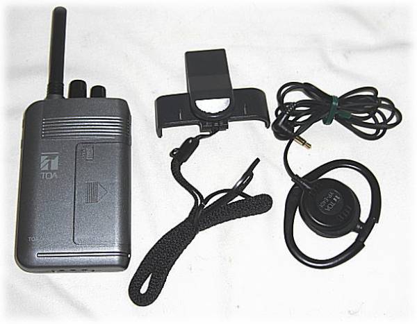 ■J63 TOA 携帯型受信機 WT-1100 動作品 USED■