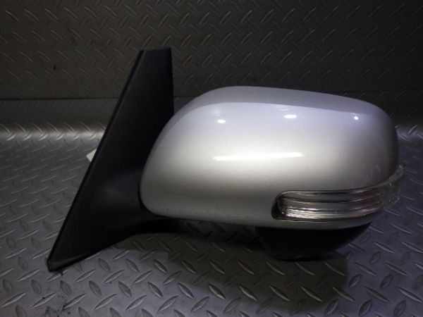 純正 NZE151N ZRE152 ZRE154 ルミオン ウィンカー ドアミラー 左