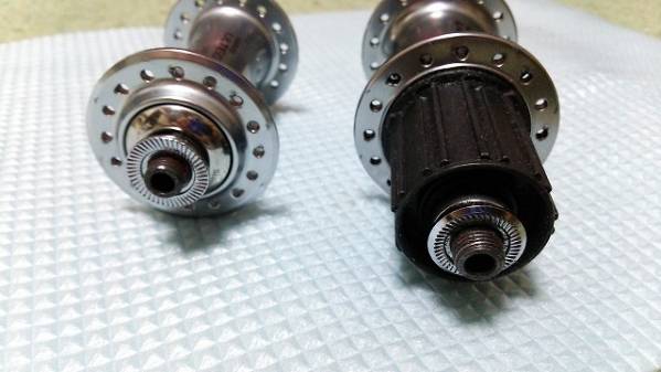 ULTEGRA アルテグラ 前後ハブ HB-6700 FH-6700　シマノ　中古