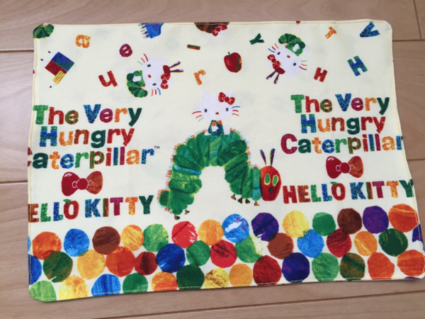 ランチョンマット ハローキティ ハンドメイド はらぺこあおむし ランチョンマット 売買されたオークション情報 Yahooの商品情報をアーカイブ公開 オークファン Aucfan Com