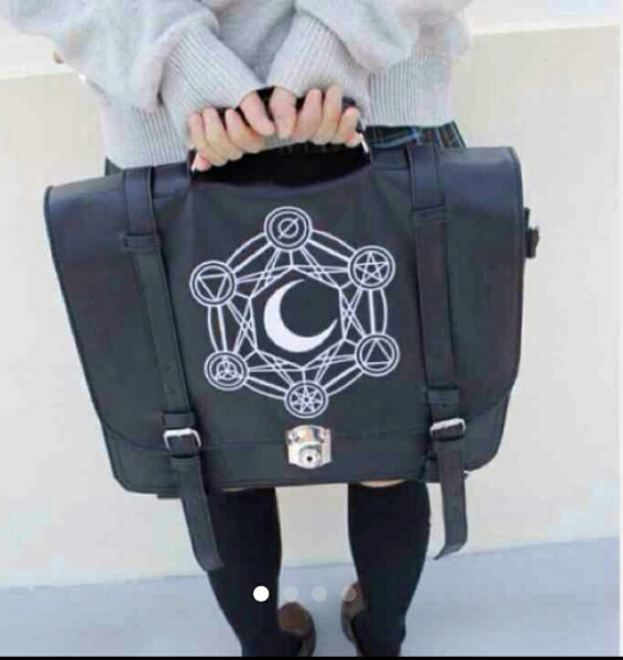 六芒星 魔法陣 個性派 フェアリー ゆめかわいい リュック リュックサック デイパック 売買されたオークション情報 Yahooの商品情報をアーカイブ公開 オークファン Aucfan Com