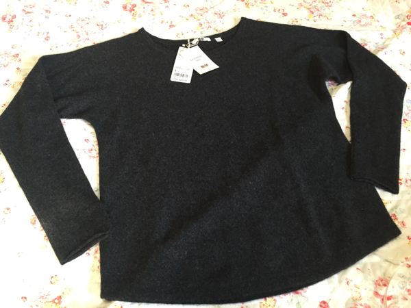 新品 ユニクロ カシミア100％ セーター ニット S グレー