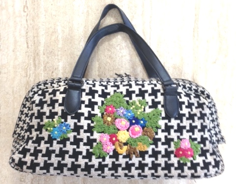 美品　かわいいThik Beeシンクビー　バッグ