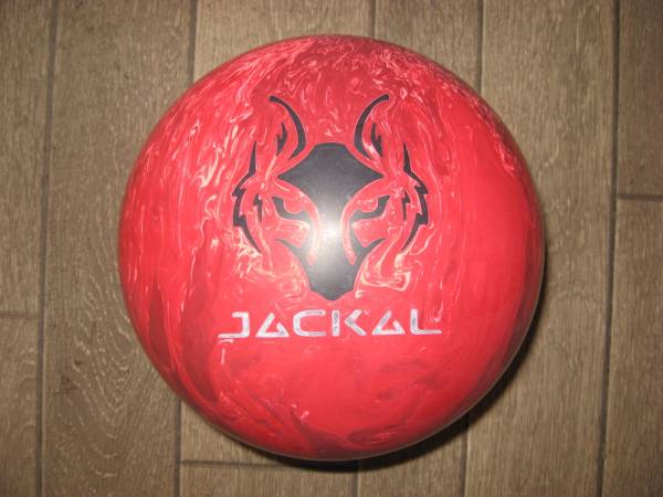 新品・モーティブ・ジャッカル・カーネッジ・15の軽め