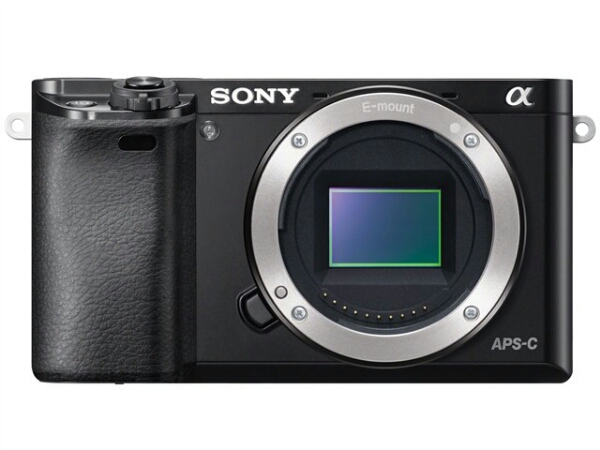 未使用新品 即決全国送料無料！ SONY α6000 ブラックボディ一式