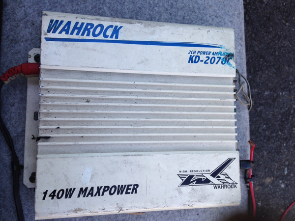 ウーハー アンプ BOX