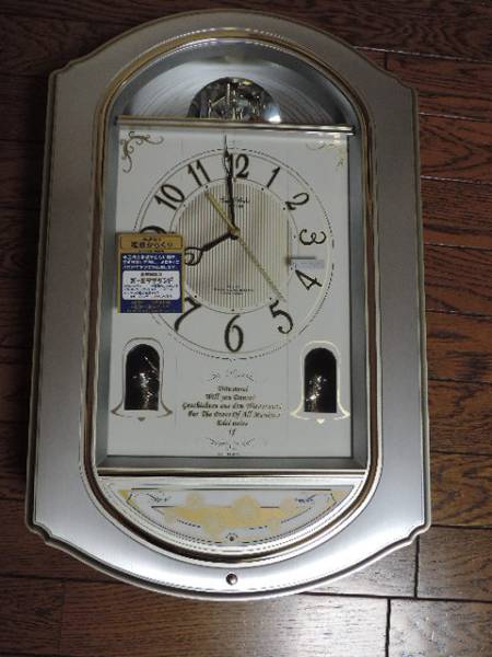スモールワールドティアラ リズム時計 4MN427RH19美品(アナログ)｜売買