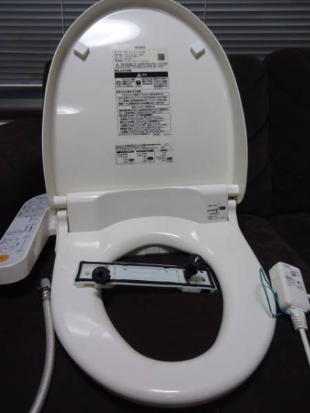 TOTO 温水洗浄便座 TCF6421 ウォシュレット 2013年製 アイボリー 内装 住まい、インテリア