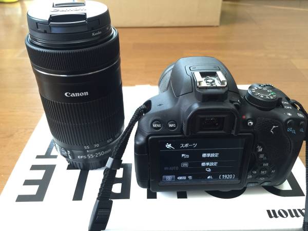 ☆CANON EOS Kiss X7i ダブルズームレンズキット+バック等 美品 ☆CANON EOS Kiss X7i ダブルズームレンズキット+バック等 美品
