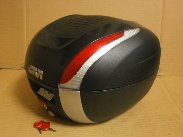 汎用品 GIVI製リアボックス(モノキーケース) B33シリーズ/必見