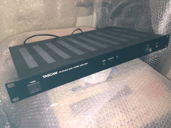 TASCAM タスカム PA-20MK2 1U 良音 ★パワーアンプ 使い易く重宝