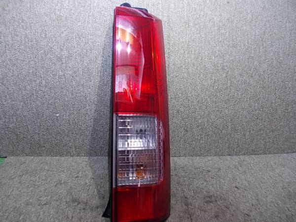 DA64W 右テール 平成20年 35603-68H1 スズキ 【公式通販】