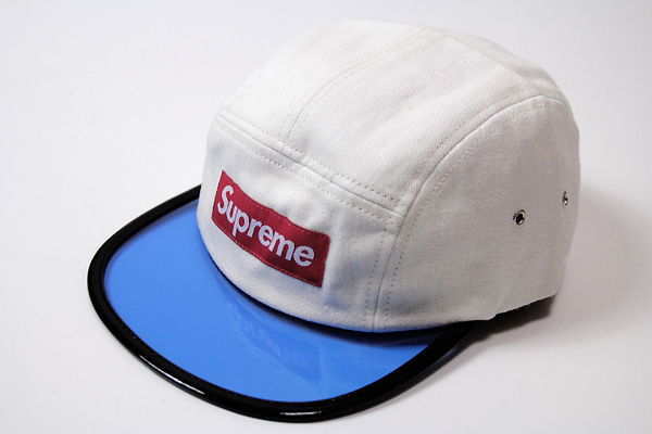 ☆未使用☆Supreme◇BOXロゴ ビニールバイザー キャップ 白/青 驚き
