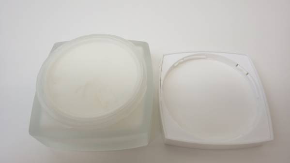 シャネル　NO19　ボディクリーム　150　未開封品　CHANEL