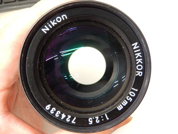 ニコン　nikkor 105mm f2.5 レンズ