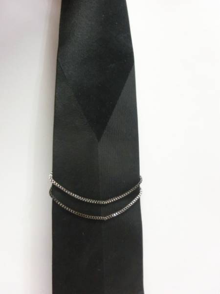 新同☆Roenロエン：2連チェーン装飾シルクネクタイ