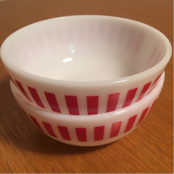ヘーゼルアトラス キャンディ ストライプ ボウル 2個セット 赤