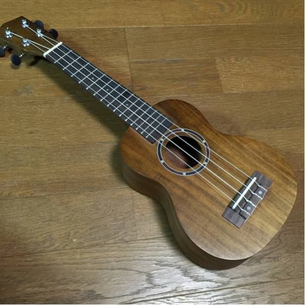 【新品】ウクレレ アカシアコア 15フレット