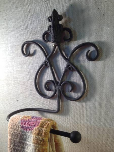 アンティーク　タオル掛け　鉄製　インテリア