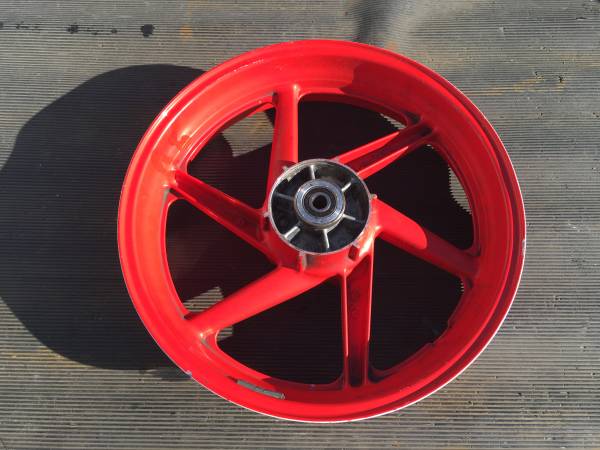 ☆値下げ中！　CBR250RR MC51 ホイール　リア　タイヤ付き　HONDA HONDA CBR250RR MC51 リアホイール タイヤ付き バイク CBR250RR MC51