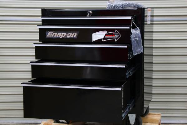 ｽﾅｯﾌﾟｵﾝ　ﾛｰﾙｷｬﾌﾞ　KRA2212AｋPOT　限定品　つや出しﾌﾞﾗｯｸ 中古品・店頭受取り限定】 スナップオン/Snap-on ・7段ロールキャブ