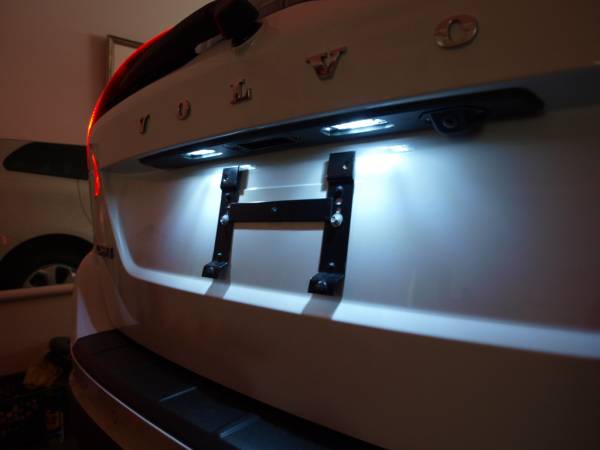 送料無料！爆光ボルボXC60用ナンバー灯LED　キャンセラー付き