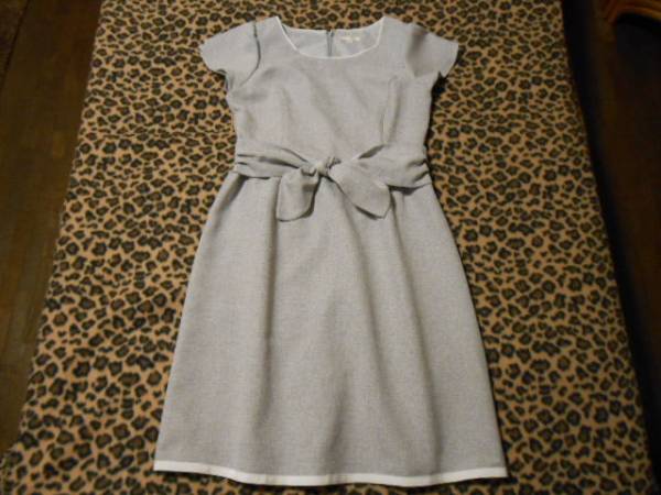 レストローズ　洗えるワンピ　M　