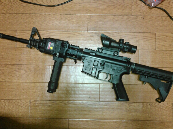 東京マルイ 次世代 M4 マガジン バッテリー 充電器 ケース 他 東京