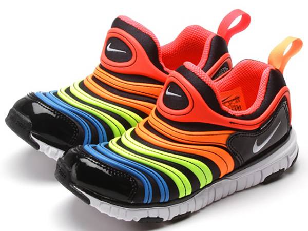 NIKE DYNAMO FREE (PS) 黒カラフル 22cm ダイナモ フリー PS