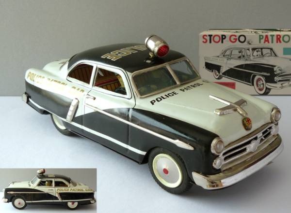 ●珍しいマルサンのフォードポリスカーは警官乗りブリキ