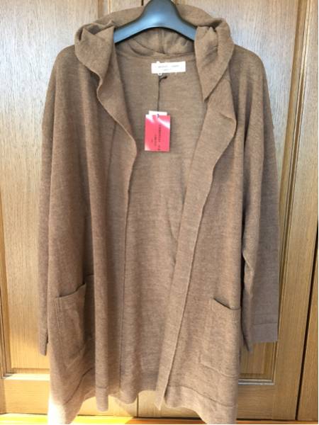 新品 クリスチャンオジャール カーディガンセーター