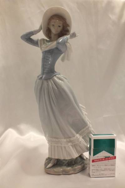 リヤドロ LLADRO 春のそよ風 女性 BREEZE - #4936 SPRING 貴婦人 美品 
