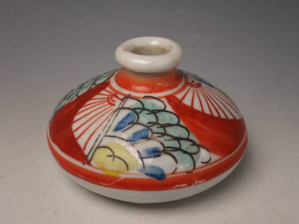 古伊万里 赤絵 花紋 油壷 無傷 江戸後期 5194c 色絵 草花紋図 四方 油 古伊万里 赤絵 花紋 油壷 無傷 江戸後期 5194c 色絵 草花紋図 四方 油