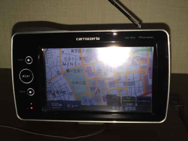 カロッツェリア ポータブルナビ AVIC-MP33_1