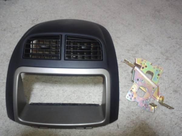 パッソ　10 15系 2DINオーディオパネル 金具