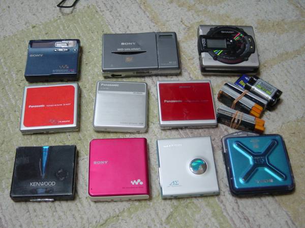 ジャンク品 SONY MZ-E810SP ポータブルMDプレーヤー SONY MZ-E810SP