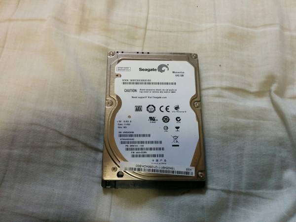 M838 Seagate ST9640320AS 640GB 2.5 SATA接続