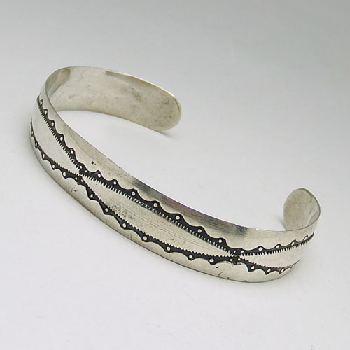 ナバホ族 INDIAN JEWELRY インディアンジュエリー バングル Navajo 