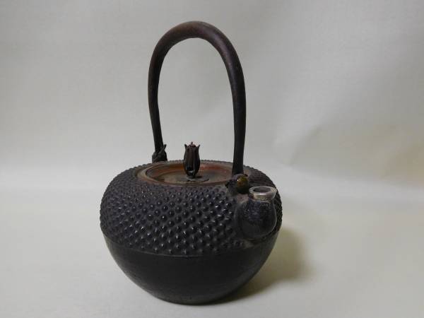 鉄瓶 ひょうたん 銘あり 鉄瓶 ひょうたん 銘あり Yahoo!オークション - 「瓢箪」鉄瓶 鉄瓶 銘