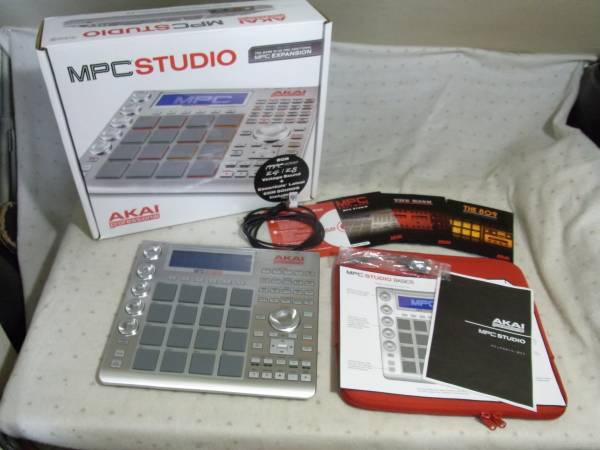 美品☆AKAI☆MPC STUDIO Akai 【公式通販】
