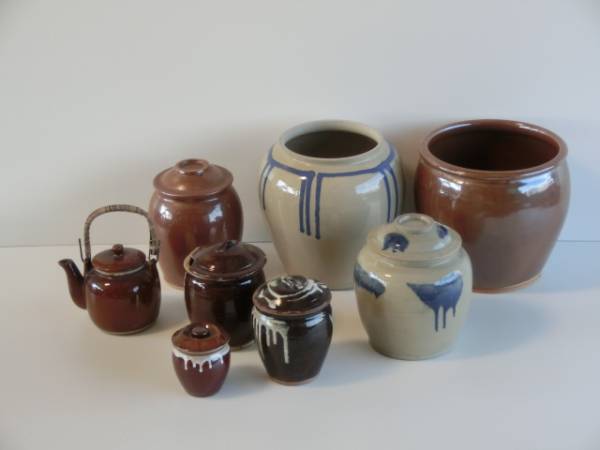 陶器製 保存・貯蔵用 甕（かめ）中古品 特大の甕（かめ）大型陶器製
